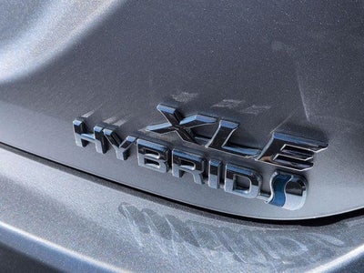 2022 Toyota CAMRY XLE