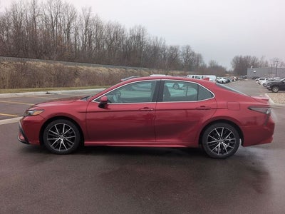 2021 Toyota CAMRY SE