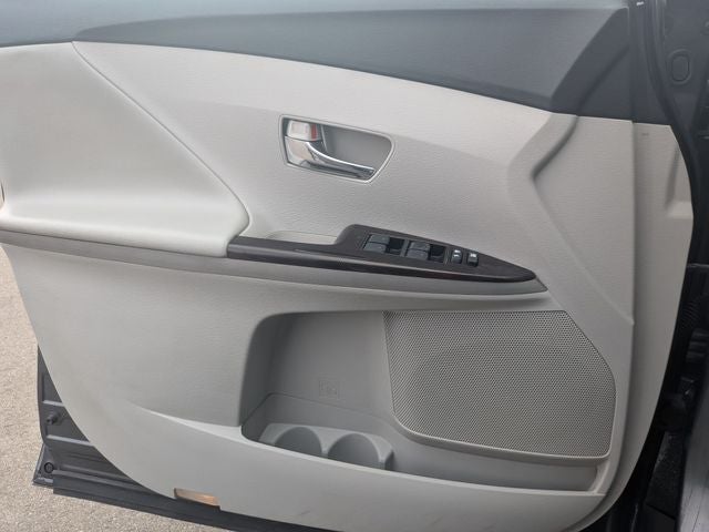 2010 Toyota Venza Base