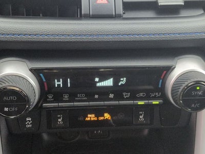 2024 Toyota RAV4 HYBRID SE