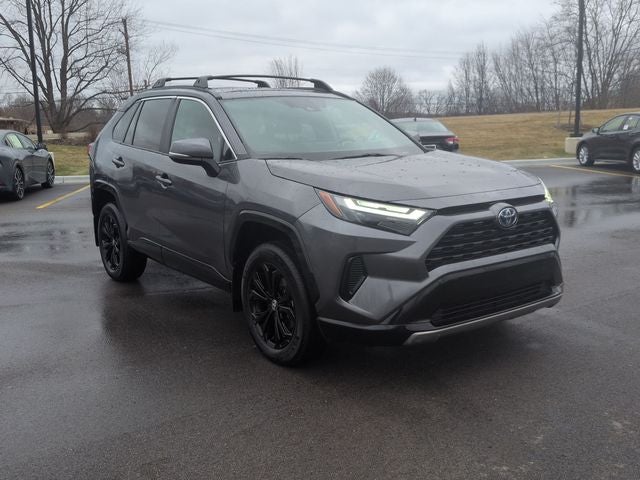 2024 Toyota RAV4 HYBRID SE