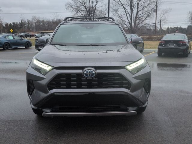 2024 Toyota RAV4 HYBRID SE