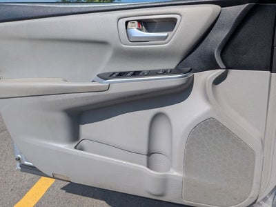2015 Toyota CAMRY LE