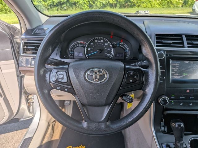 2015 Toyota CAMRY LE