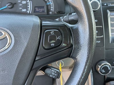 2015 Toyota CAMRY LE