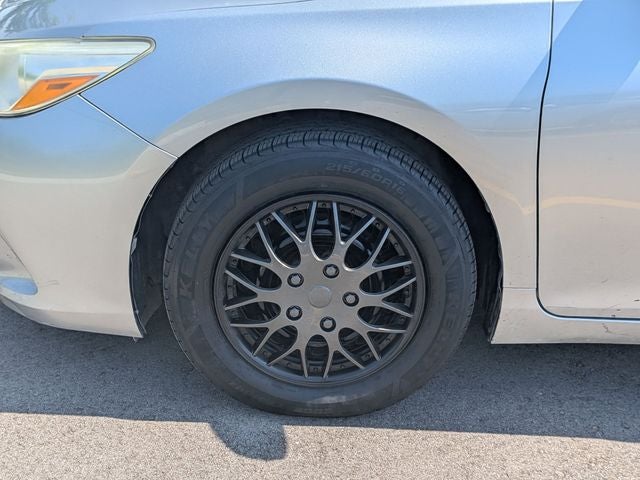 2015 Toyota CAMRY LE