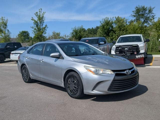 2015 Toyota CAMRY LE
