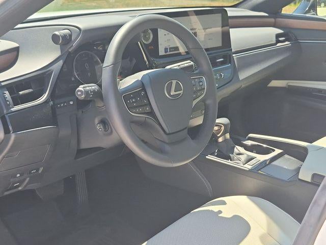 2025 Lexus ES 350