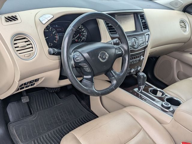 2016 Nissan Pathfinder SL