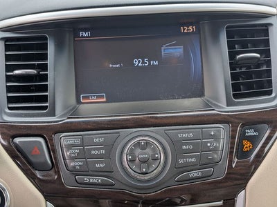 2016 Nissan Pathfinder SL