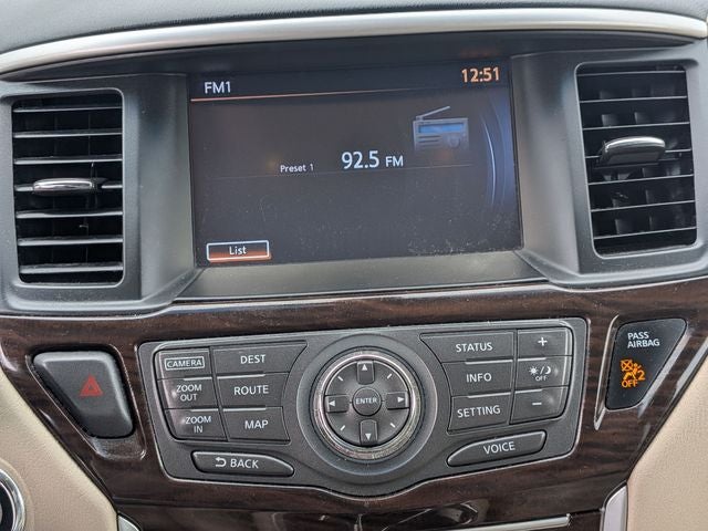 2016 Nissan Pathfinder SL
