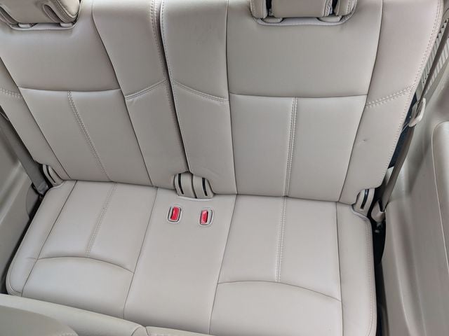 2016 Nissan Pathfinder SL