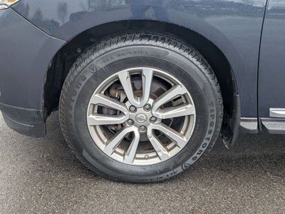 2016 Nissan Pathfinder SL