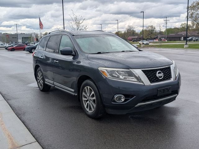 2016 Nissan Pathfinder SL