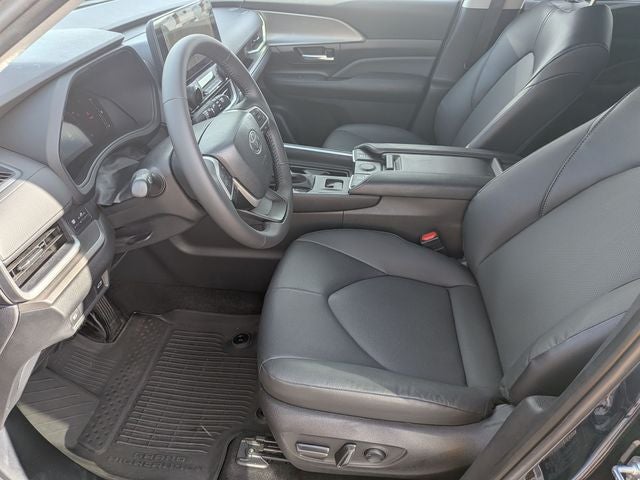 2025 Toyota GRAND HIGHLANDER HEV XLE