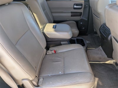 2011 Toyota SEQUOIA Platinum