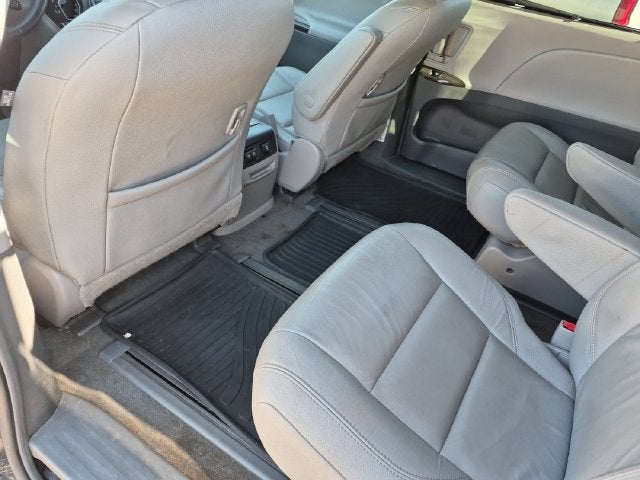 2018 Toyota Sienna XLE Premium 7 Passenger