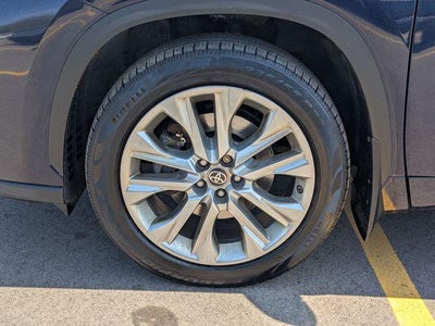 2022 Toyota Highlander Limited