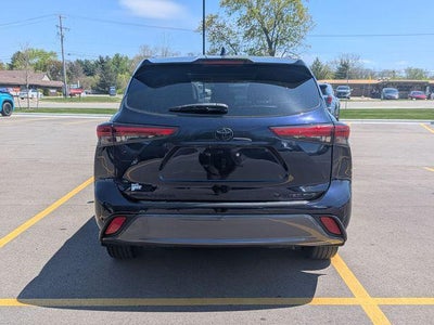 2022 Toyota Highlander Limited