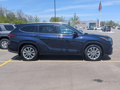 2022 Toyota Highlander Limited
