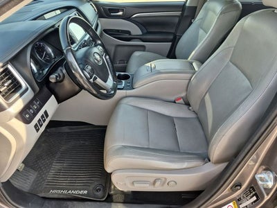 2017 Toyota Highlander Limited Platinum