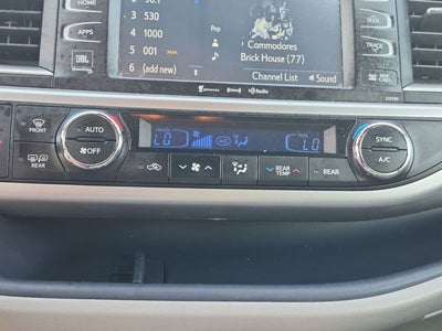 2017 Toyota Highlander Limited Platinum