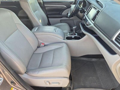 2017 Toyota Highlander Limited Platinum