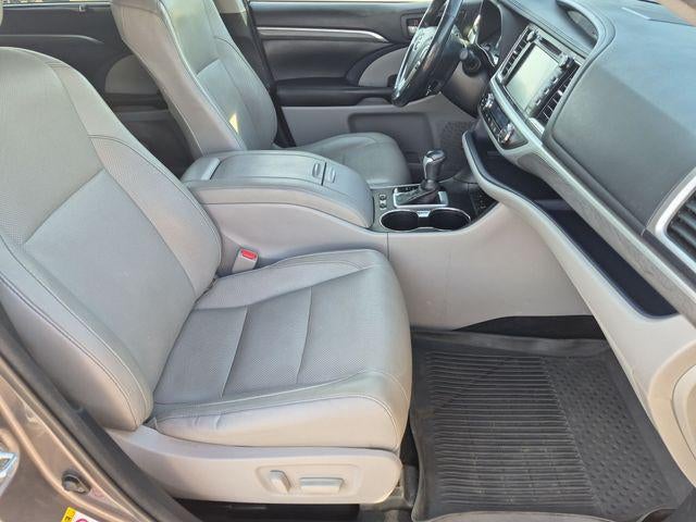 2017 Toyota Highlander Limited Platinum