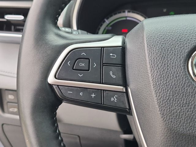 2022 Toyota Highlander Hybrid Platinum