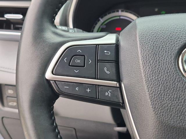 2022 Toyota Highlander Hybrid Platinum