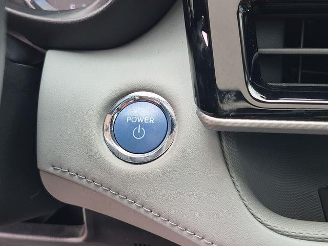 2022 Toyota Highlander Hybrid Platinum