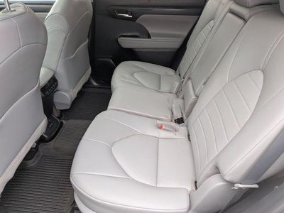 2022 Toyota HIGHLANDER HYBRD XLE