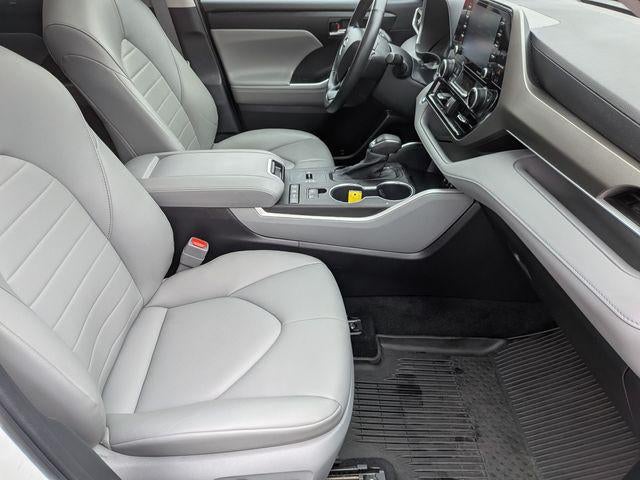 2022 Toyota HIGHLANDER HYBRD XLE