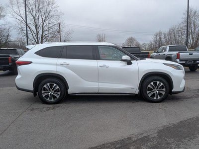 2022 Toyota HIGHLANDER HYBRD XLE