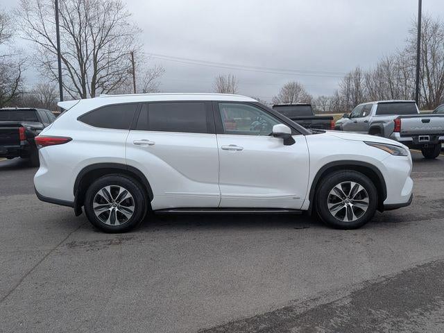 2022 Toyota HIGHLANDER HYBRD XLE