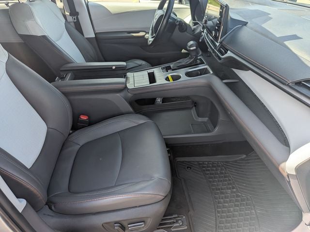 2022 Toyota Sienna XSE 7 Passenger