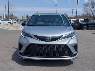 2022 Toyota Sienna XSE 7 Passenger
