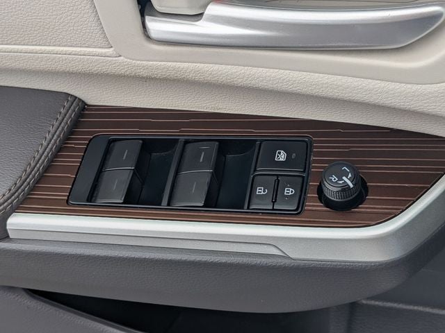 2022 Toyota Sienna XLE 7 Passenger