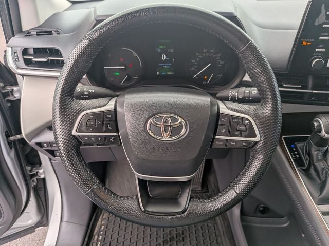 2022 Toyota Sienna XLE 7 Passenger