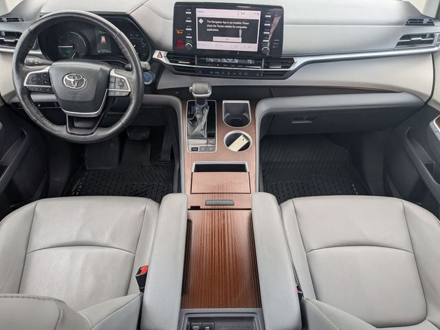 2022 Toyota Sienna XLE 7 Passenger