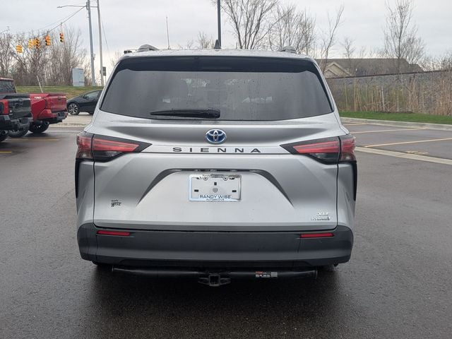2022 Toyota Sienna XLE 7 Passenger