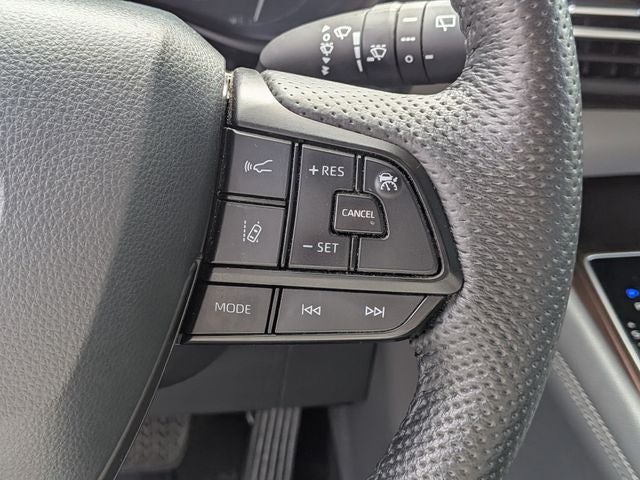 2022 Toyota Sienna LE 8 Passenger