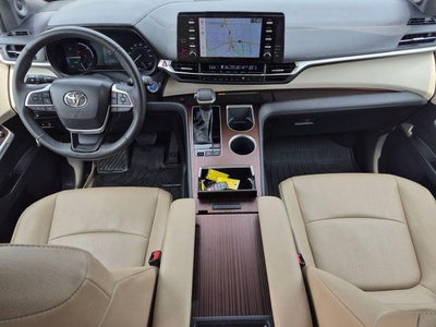 2023 Toyota Sienna XLE 7 Passenger