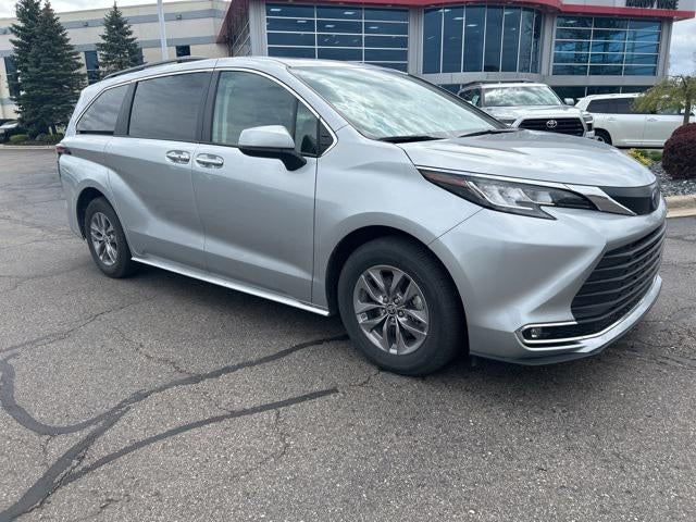 2023 Toyota Sienna XLE 7 Passenger