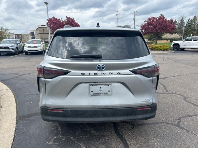 2023 Toyota Sienna XLE 7 Passenger