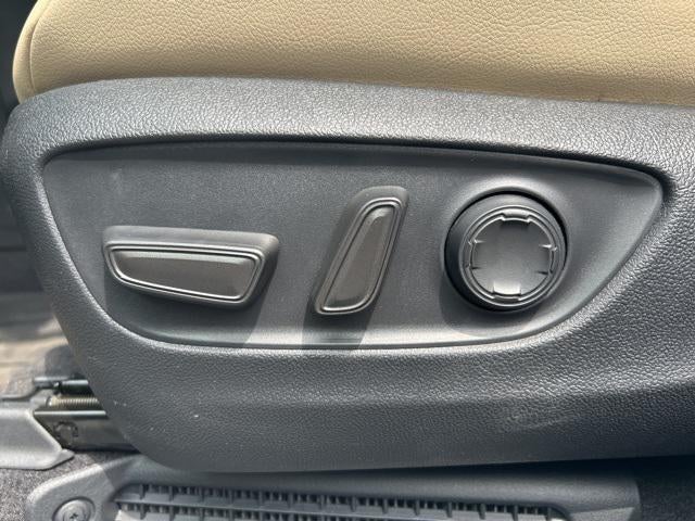 2023 Toyota Sienna XLE 7 Passenger