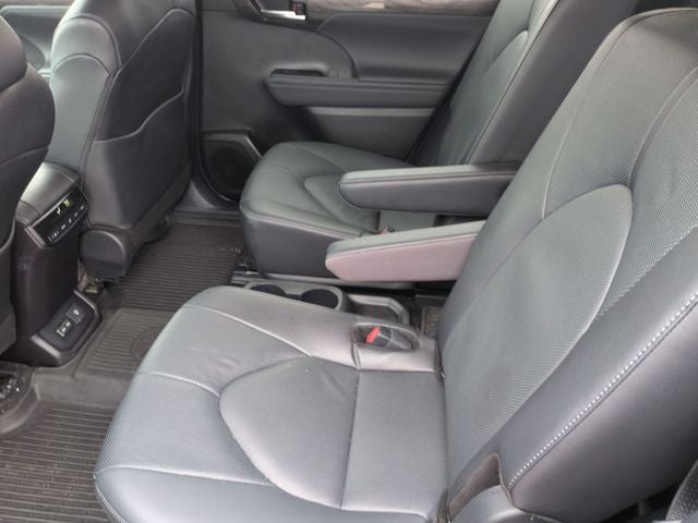 2024 Toyota HIGHLANDER Limited