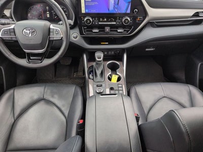 2024 Toyota HIGHLANDER Limited