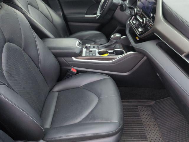 2024 Toyota HIGHLANDER Limited