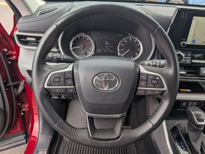 2024 Toyota HIGHLANDER XLE